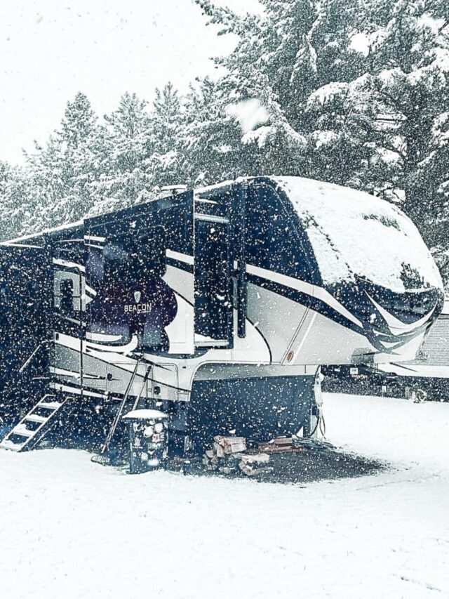 5 Important Tips for Living in an RV in Winter Story