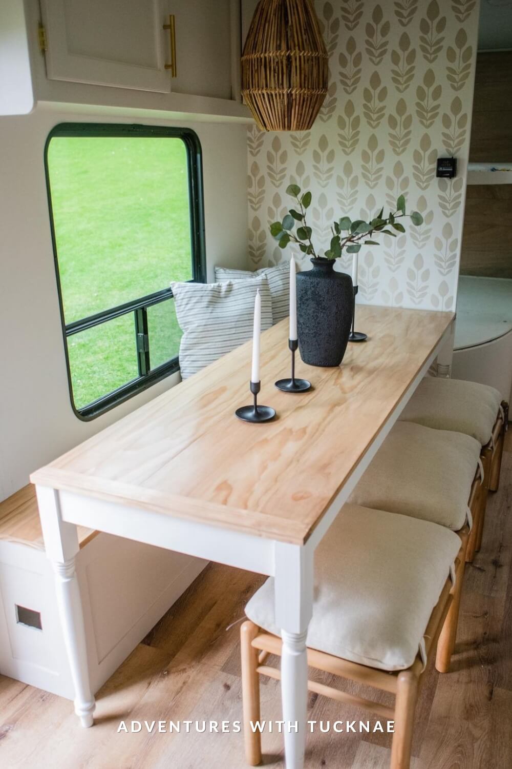 21 Gorgeous RV Table Ideas for Camper Dining Tables